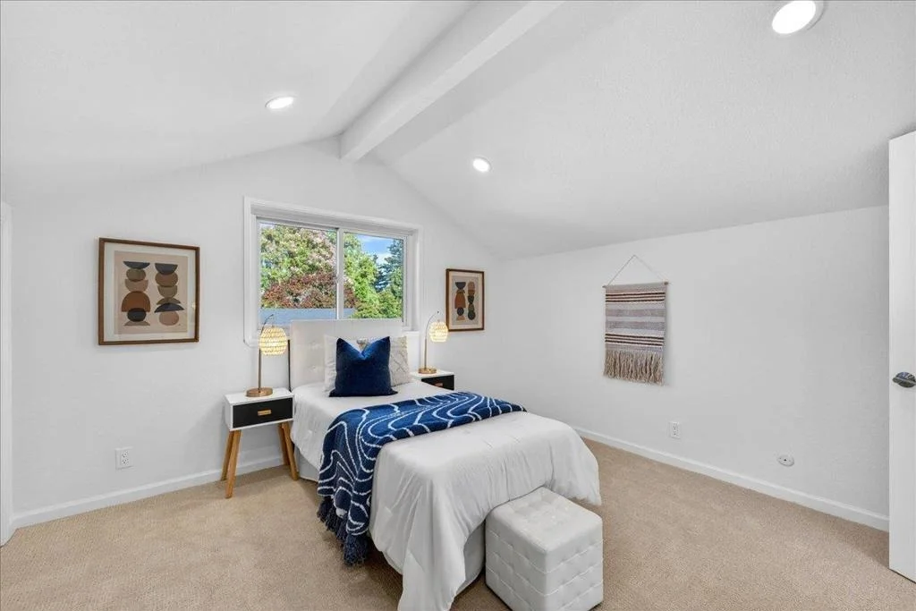 Photo of 292 Apricot Lane