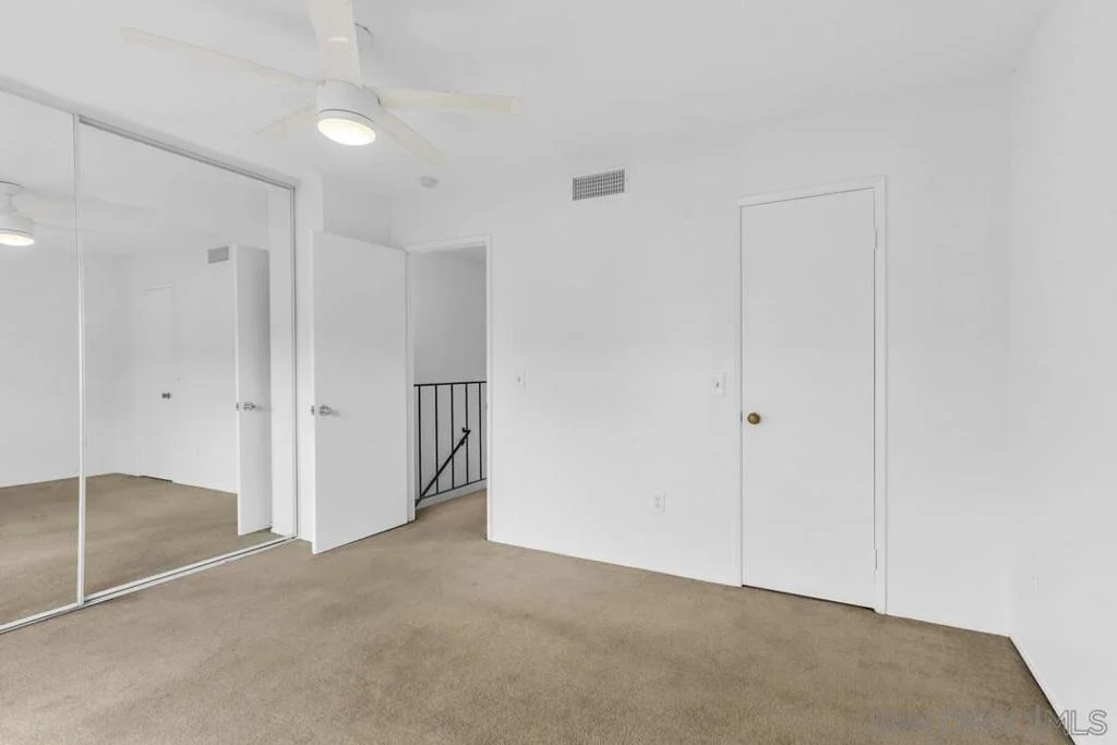 Photo of Unit UNIT3 at 888 Cherrywood Way