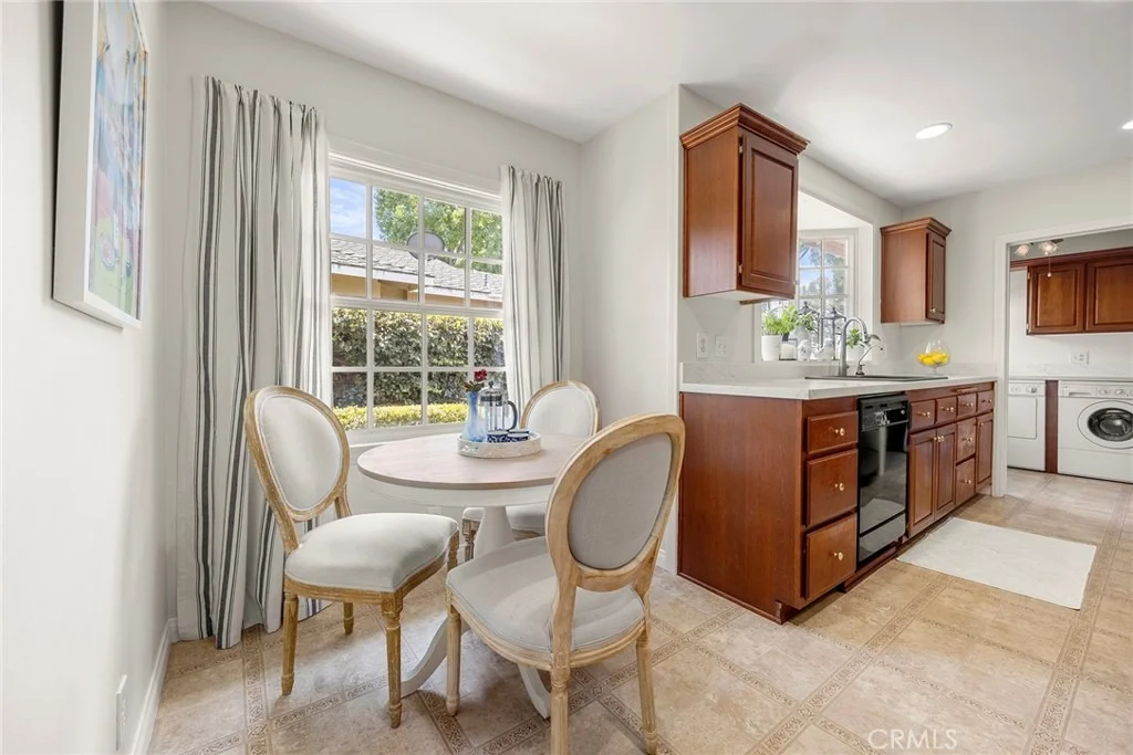 Photo of 1104 Cerritos