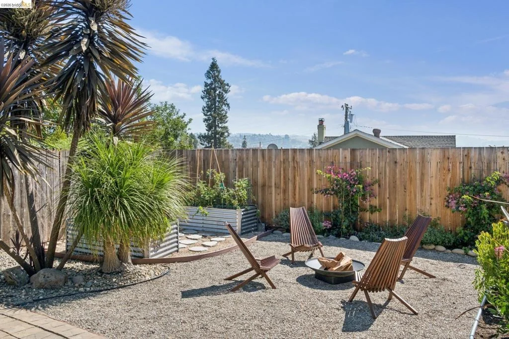 Photo of 2636 Maxwell Ave