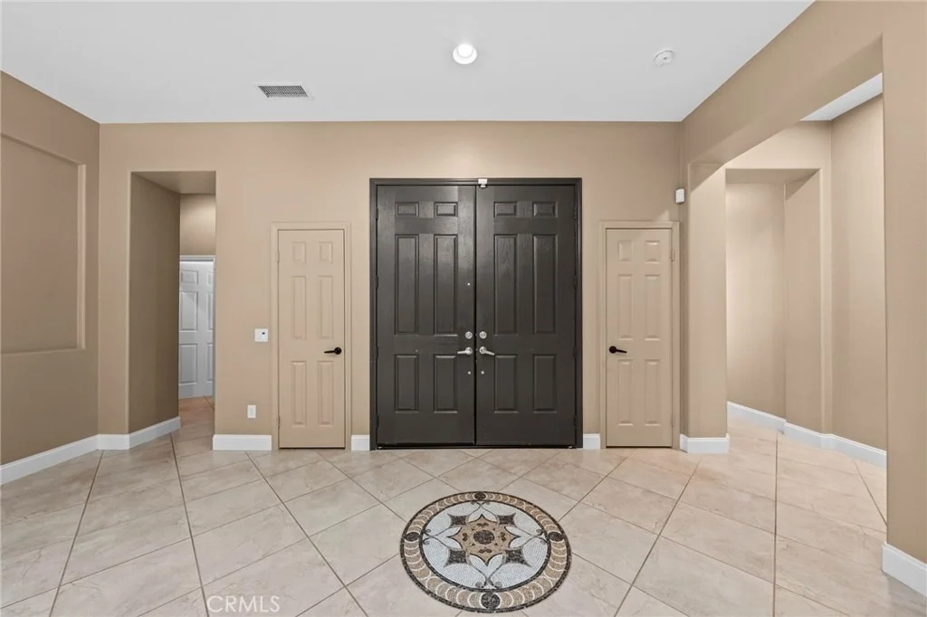 Photo of 31704 Pepper Tree