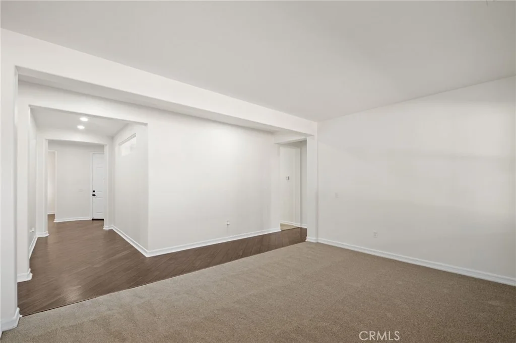 Photo of 356 Tuffa Court