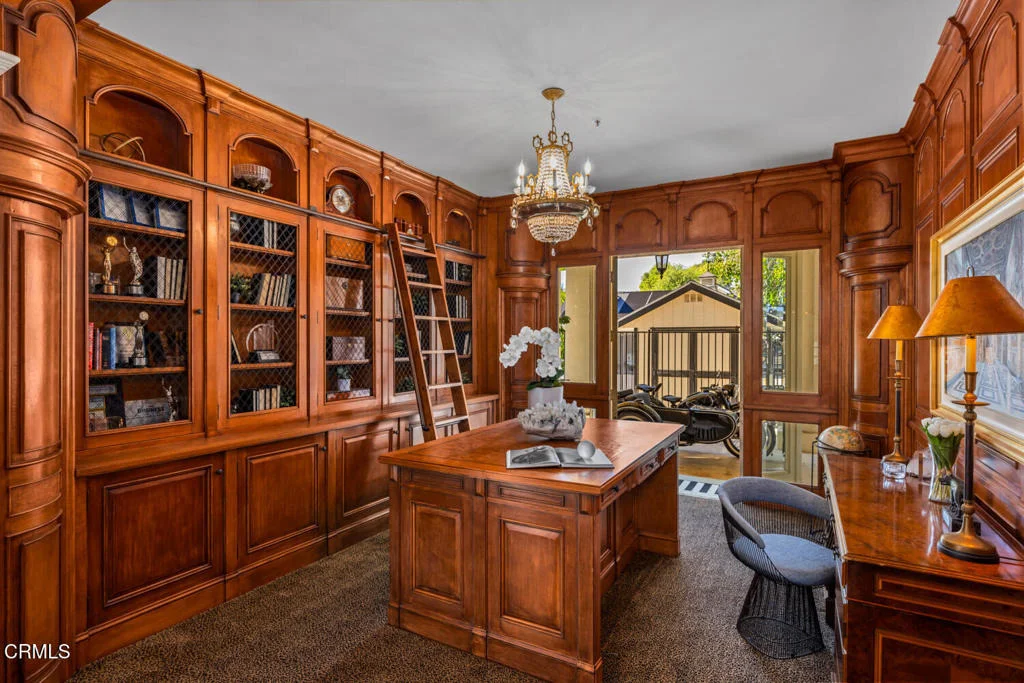 Photo of 85 Crestview Avenue