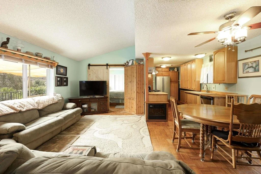 Photo of 1388 Marron Valley