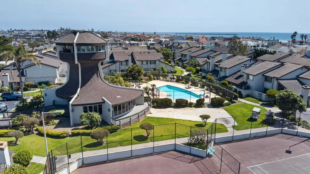 Photo of 2955 Harbor Boulevard