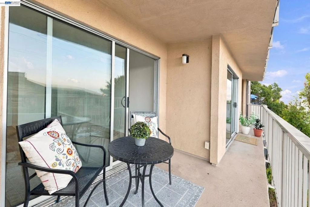 Photo of Unit 105 at 2 Panoramic Way