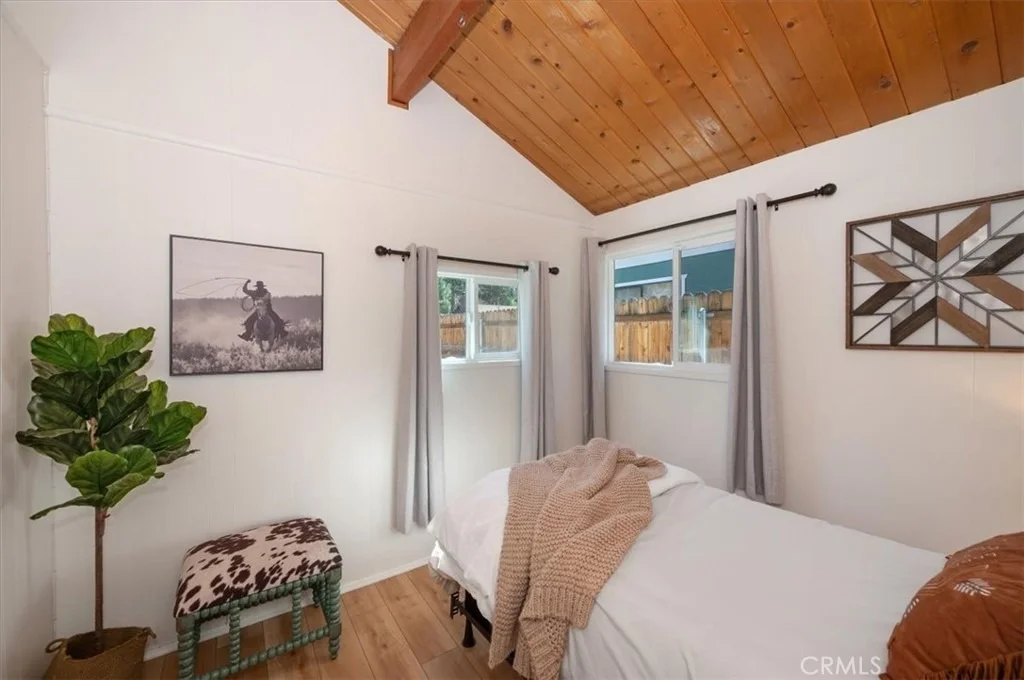 Photo of 753 Elysian