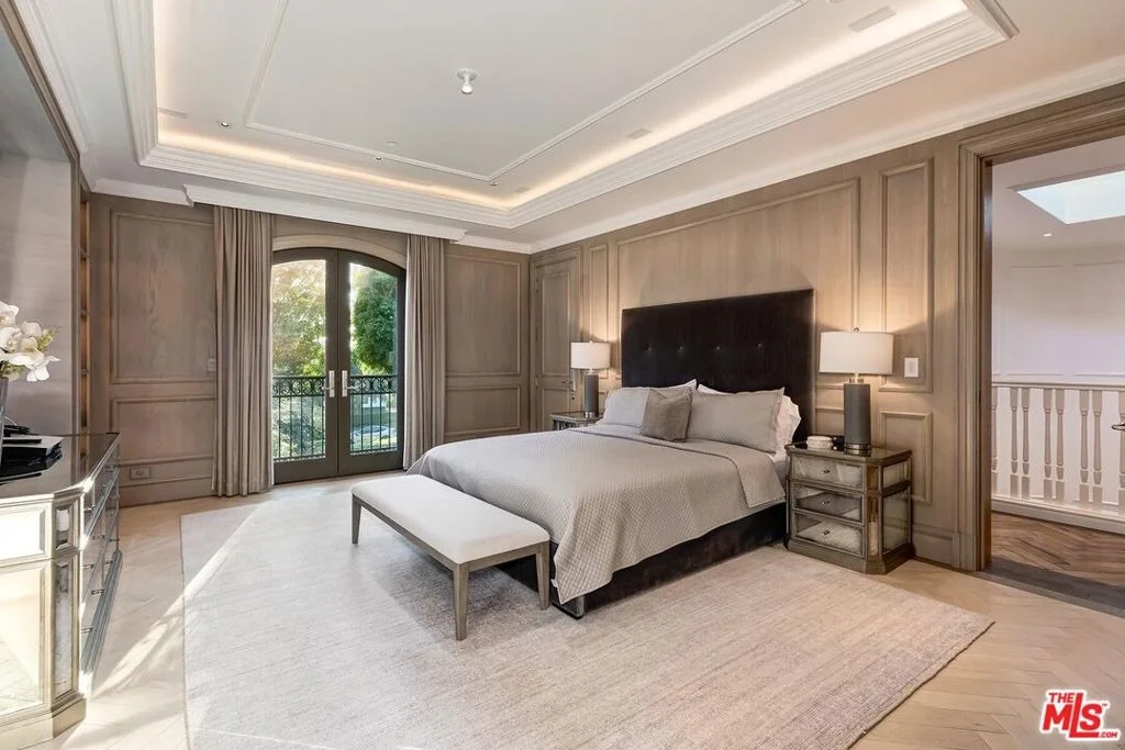 Photo of 610 N Rodeo Drive