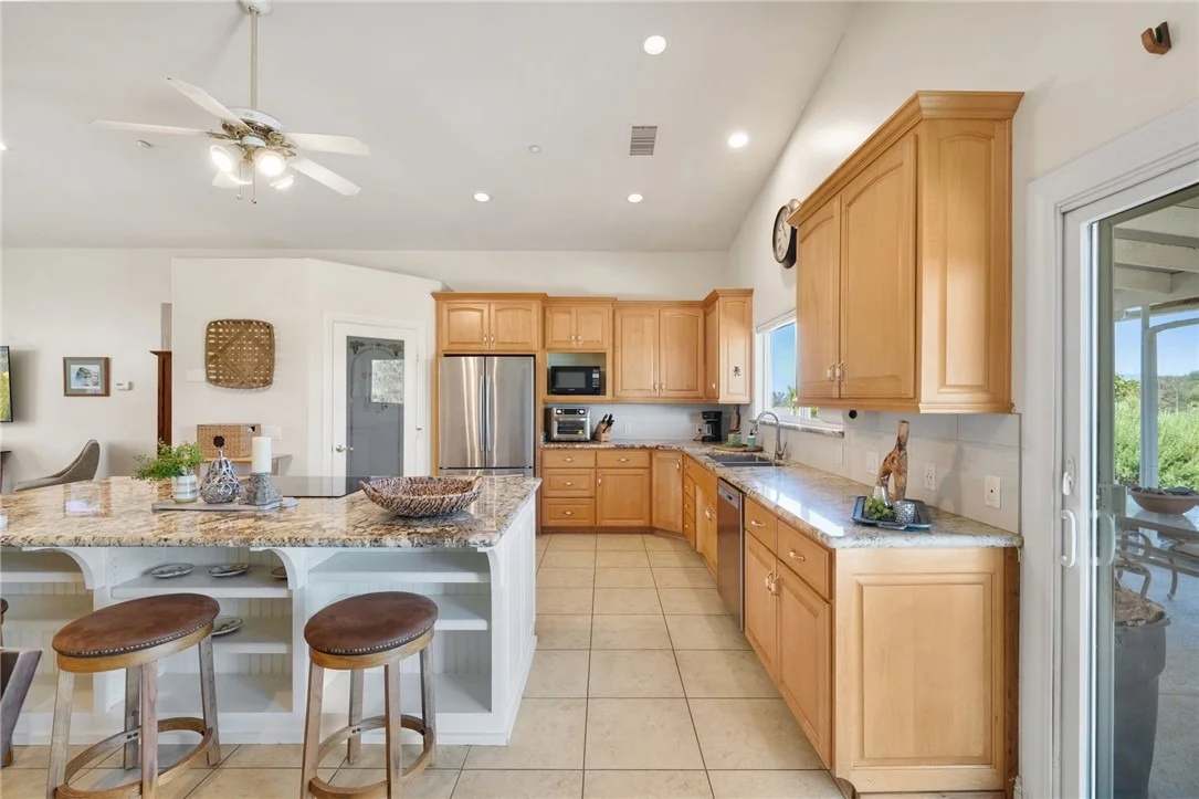 Photo of 2713 E Mission