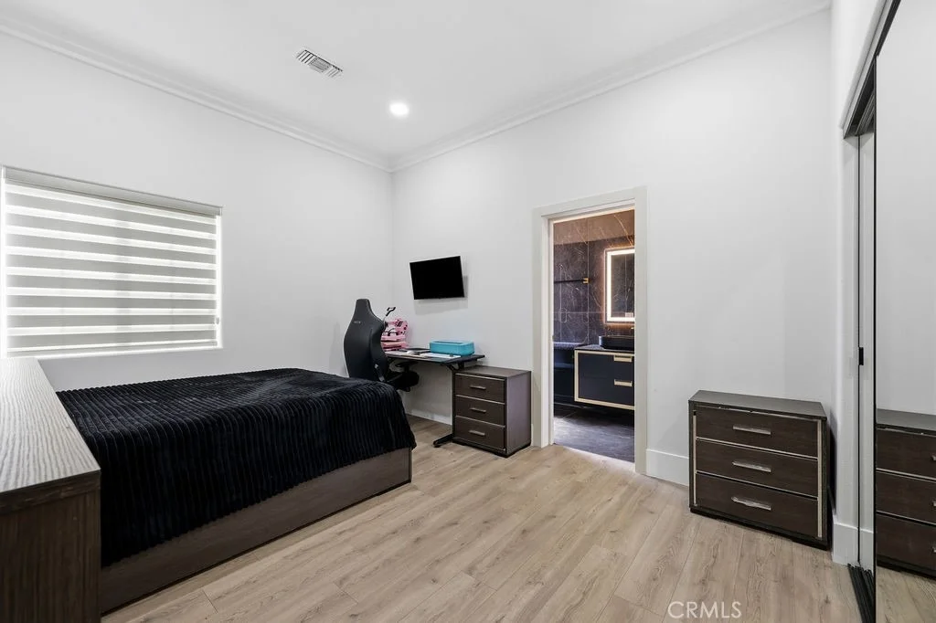 Photo of 3173 Weldon