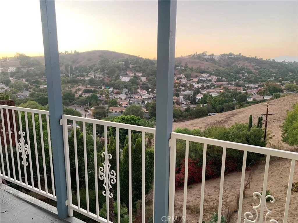 Photo of 4053 Barrett Road