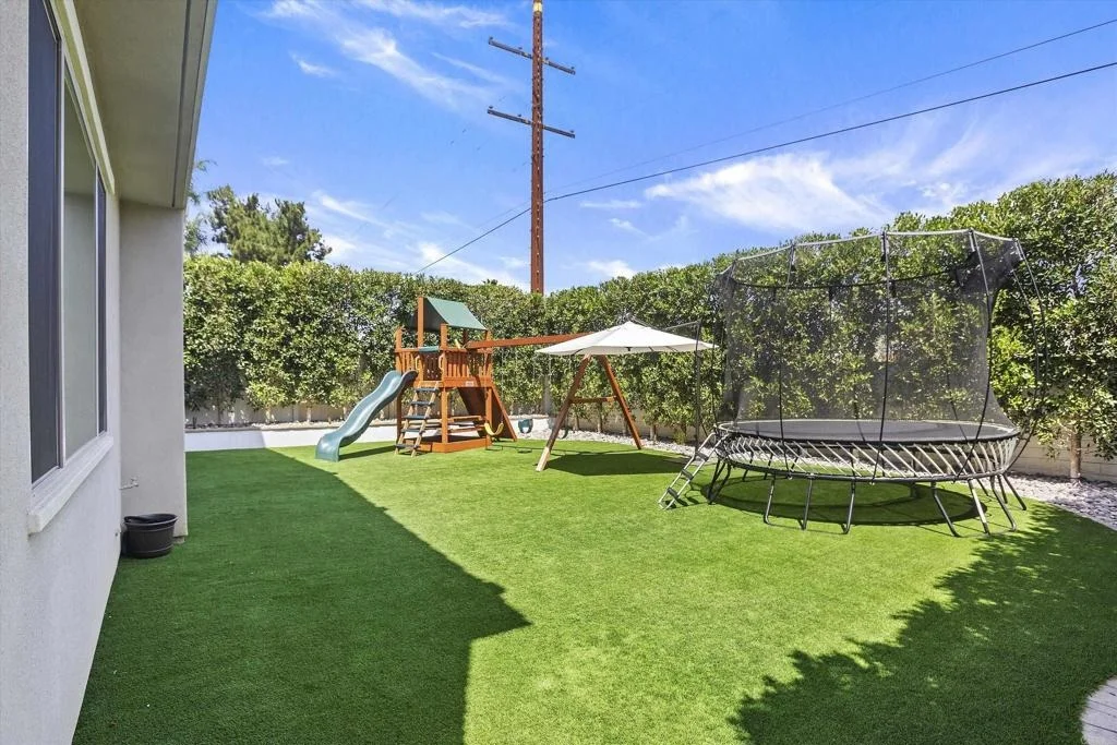 Photo of 250 Treasure Drive