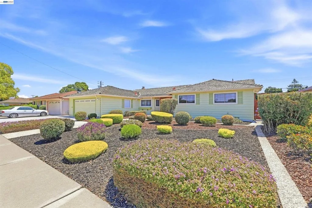 Photo of 5346 Brophy Dr