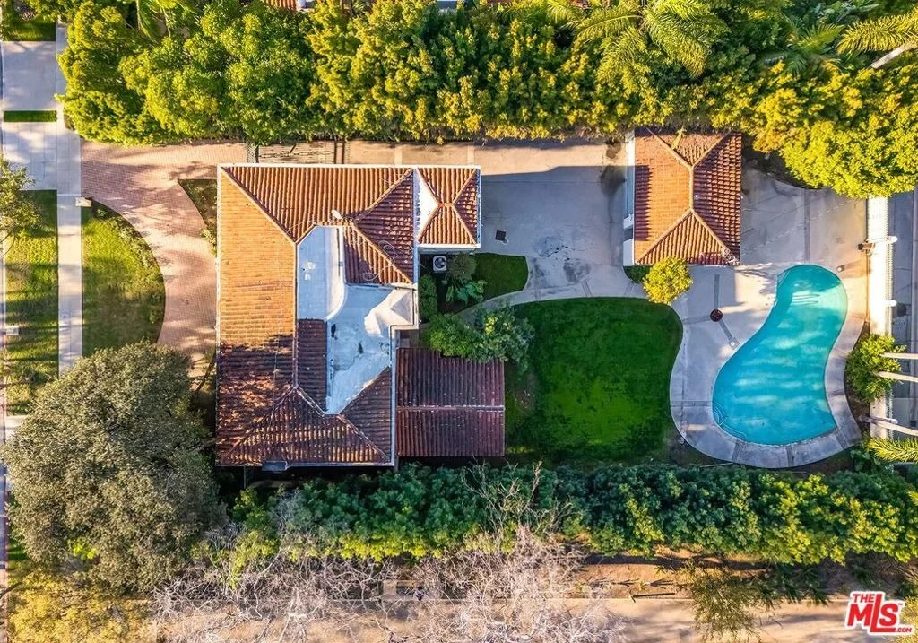 Photo of 502 N Palm Drive