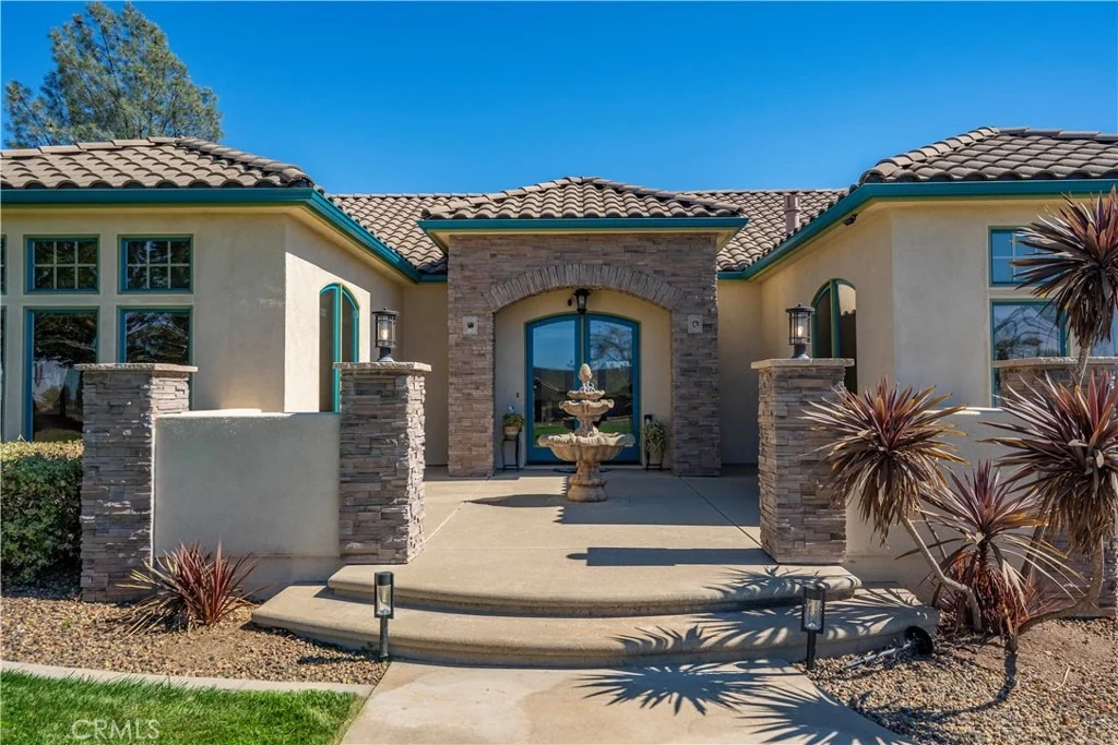 Photo of 18 Tuscan Drive