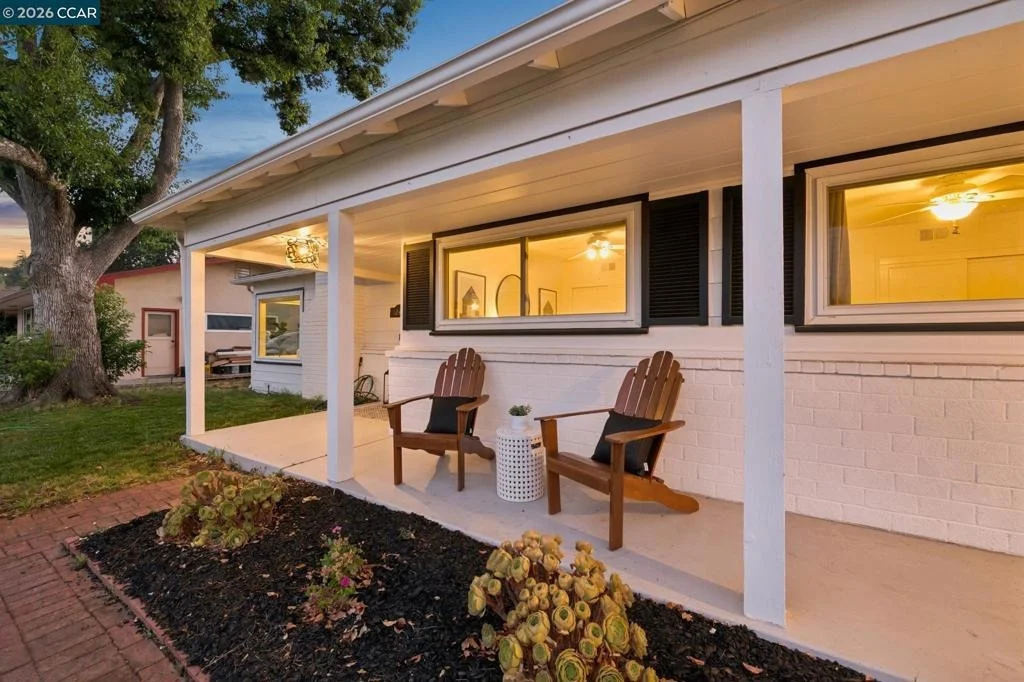 Photo of 1243 Davis Ave.
