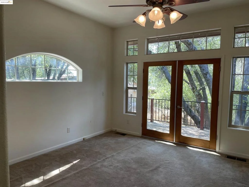 Photo of 19360 Susan Way