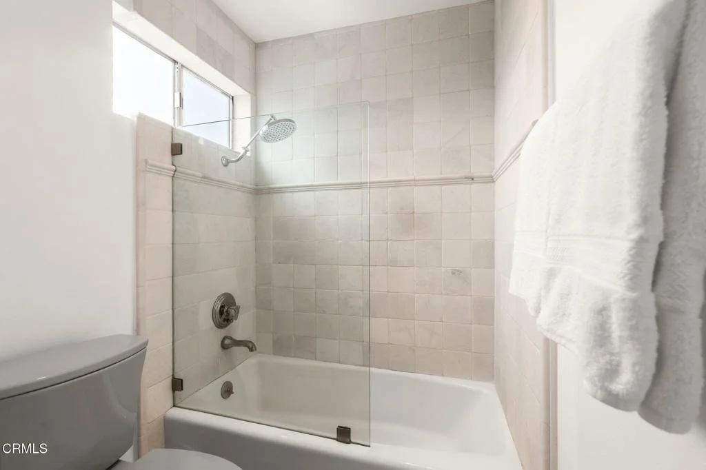 Photo of 124 San Clemente Avenue