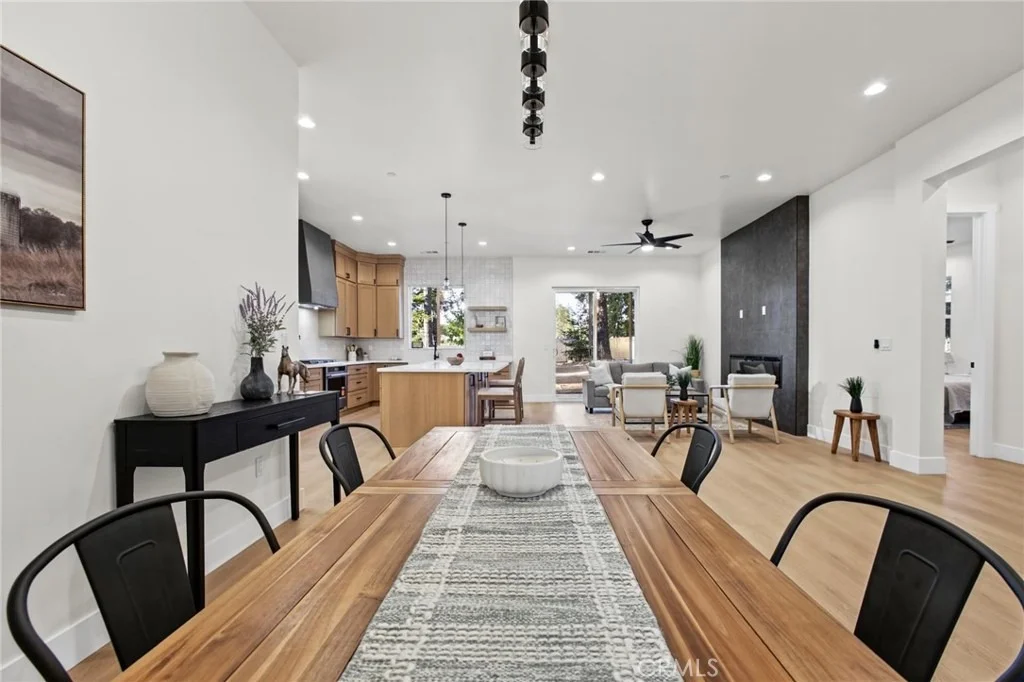 Photo of 1677 Paradisewood Drive
