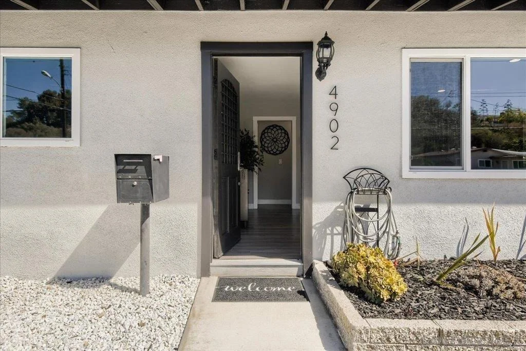 Photo of 4902 Chateau Drive