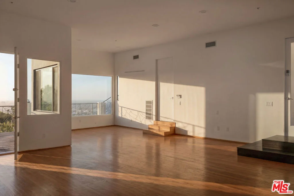 Photo of 2000 Wattles Drive