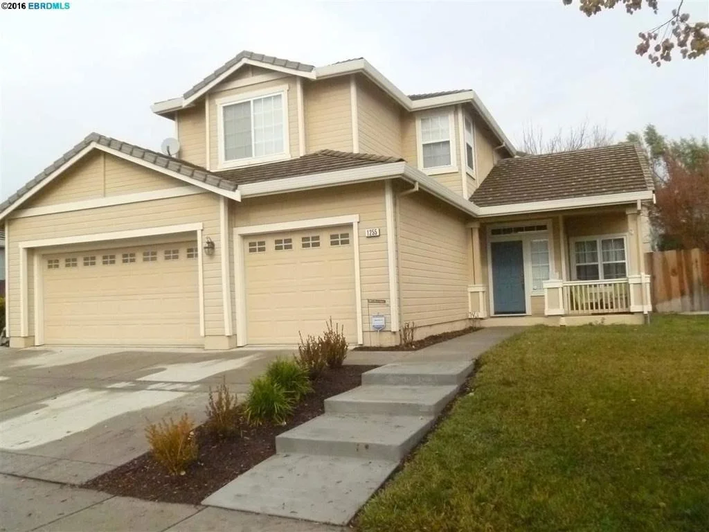 Photo of 1255 HALLMARK WAY