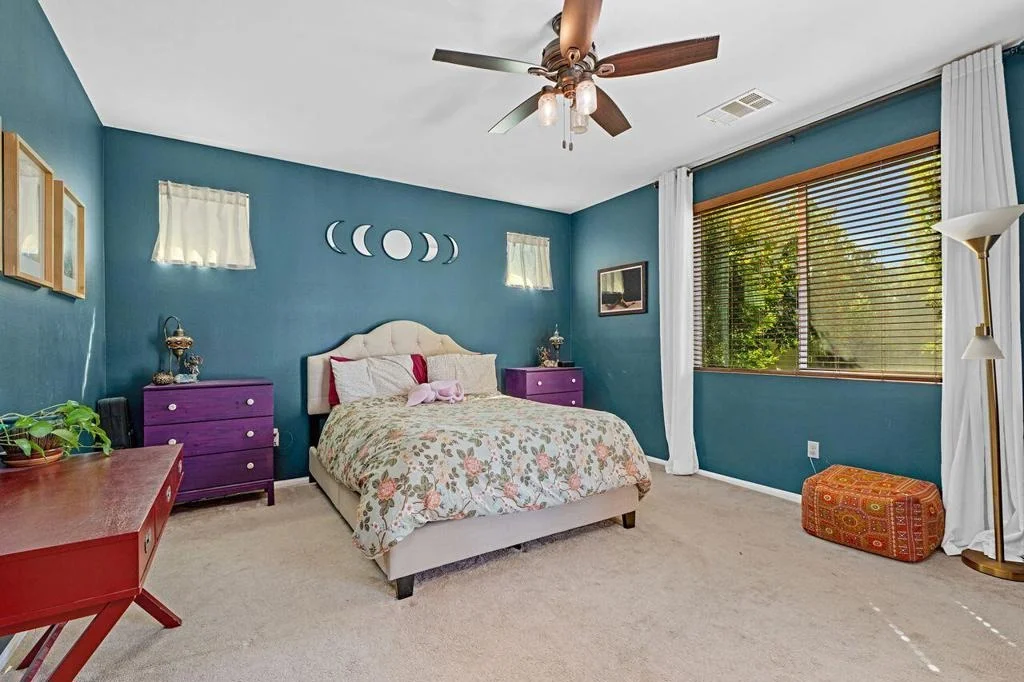 Photo of 82813 Longfellow Court
