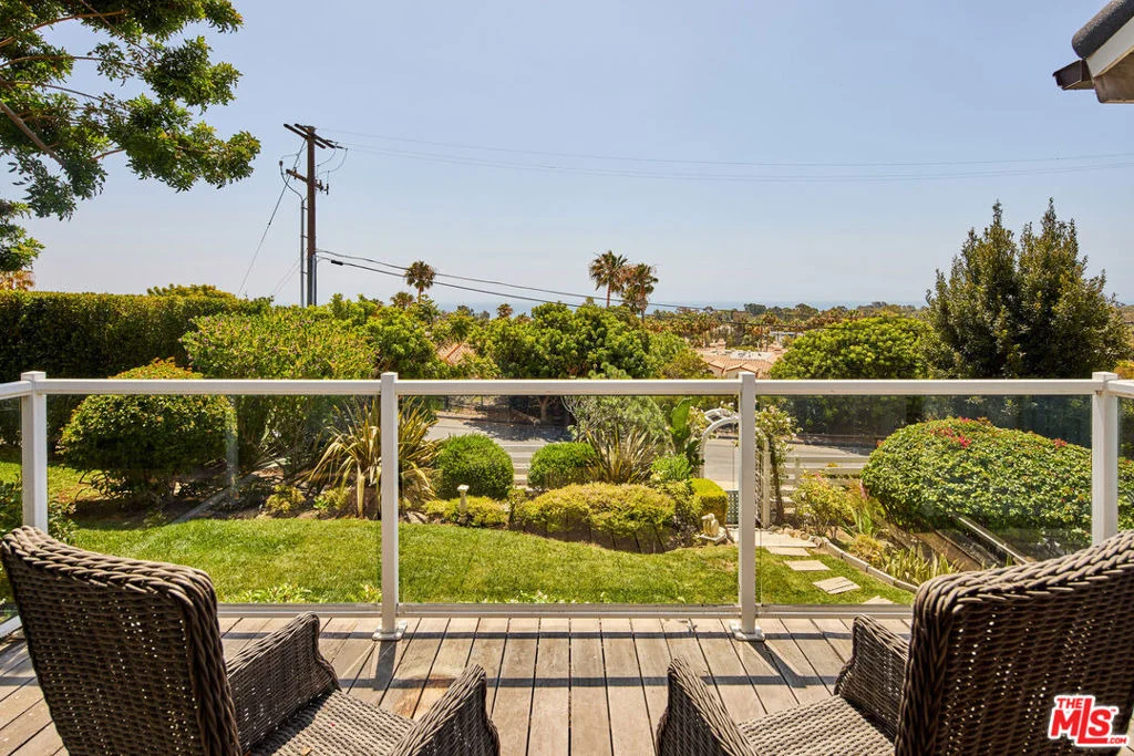 Photo of 6363 Zumirez Drive