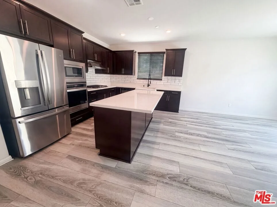 Photo of 383 Eureka Drive