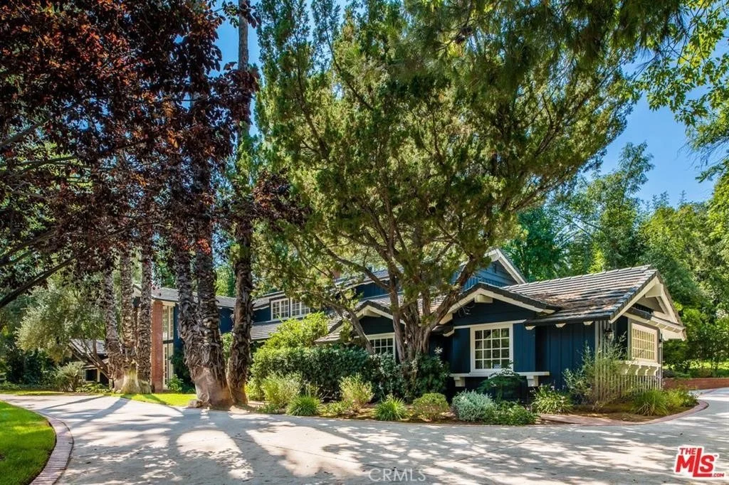 Photo of 5255 ROUND MEADOW Road