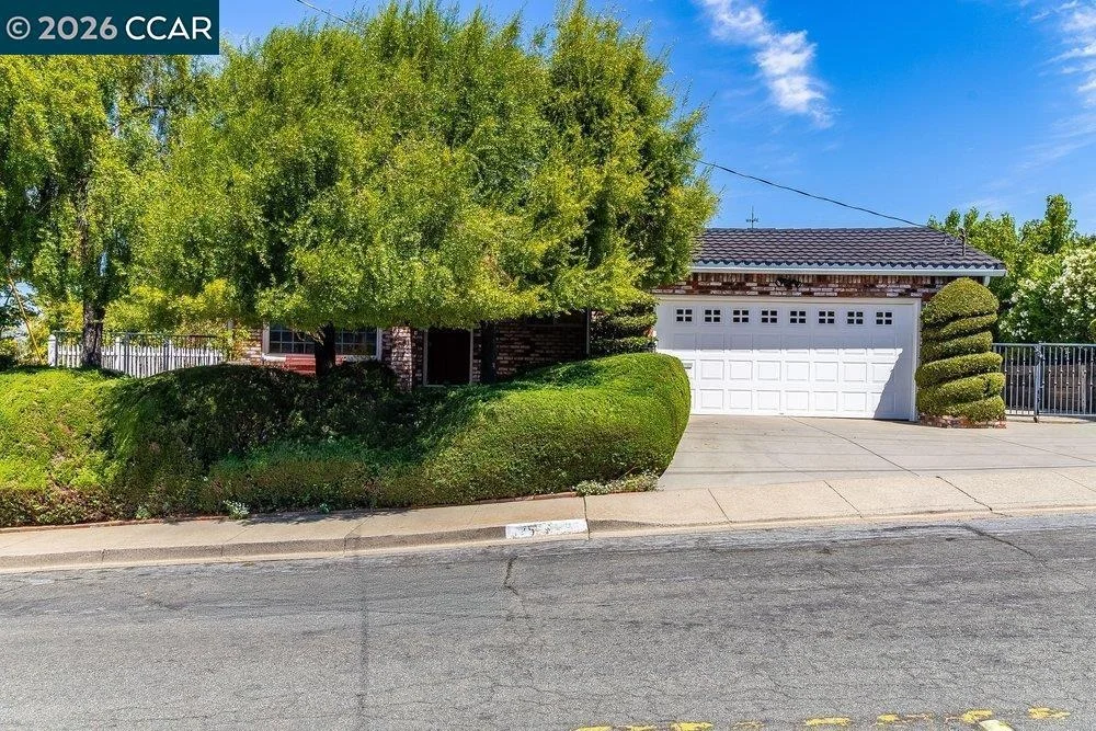 Photo of 75 Welle Rd