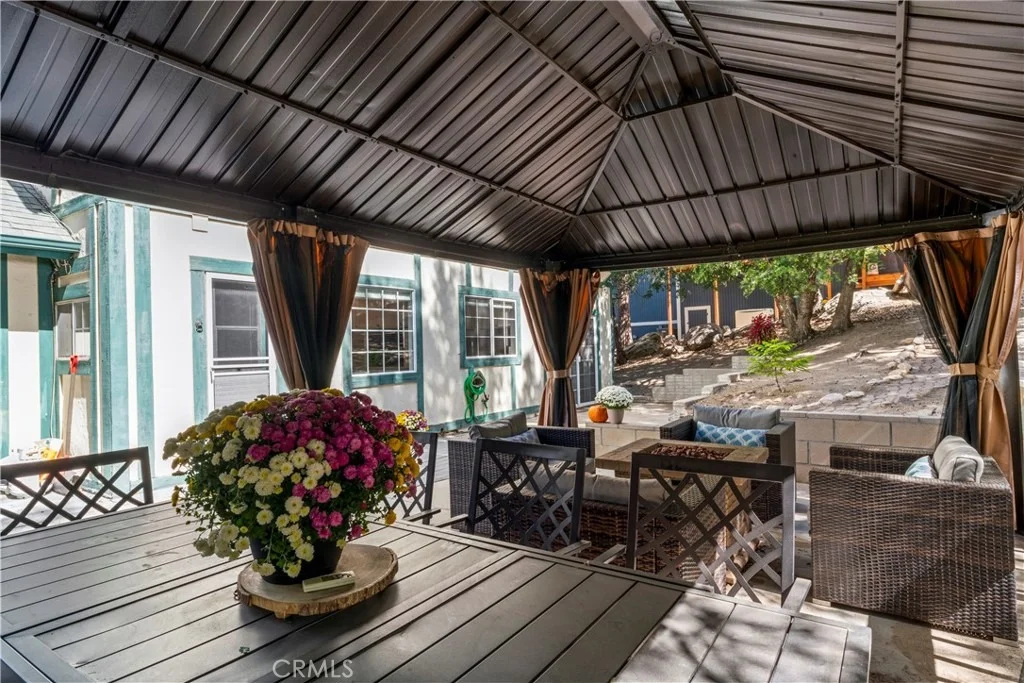 Photo of 955 Teakwood Drive