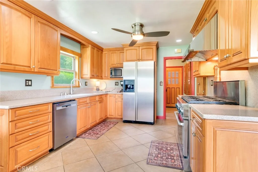 Photo of 2886 Mcallister