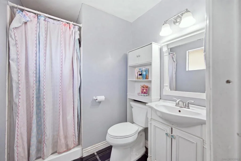 Photo of 1001 E Lucerne
