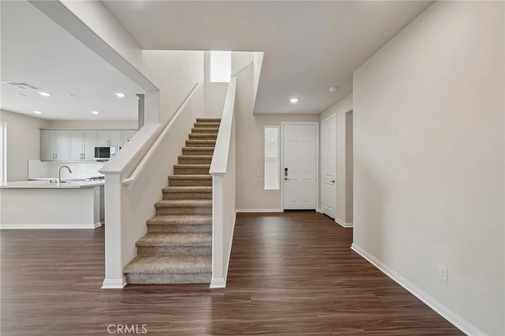 Photo of 29257 Crescent Way