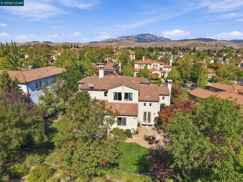Photo of 4035 Lilac Ridge Rd