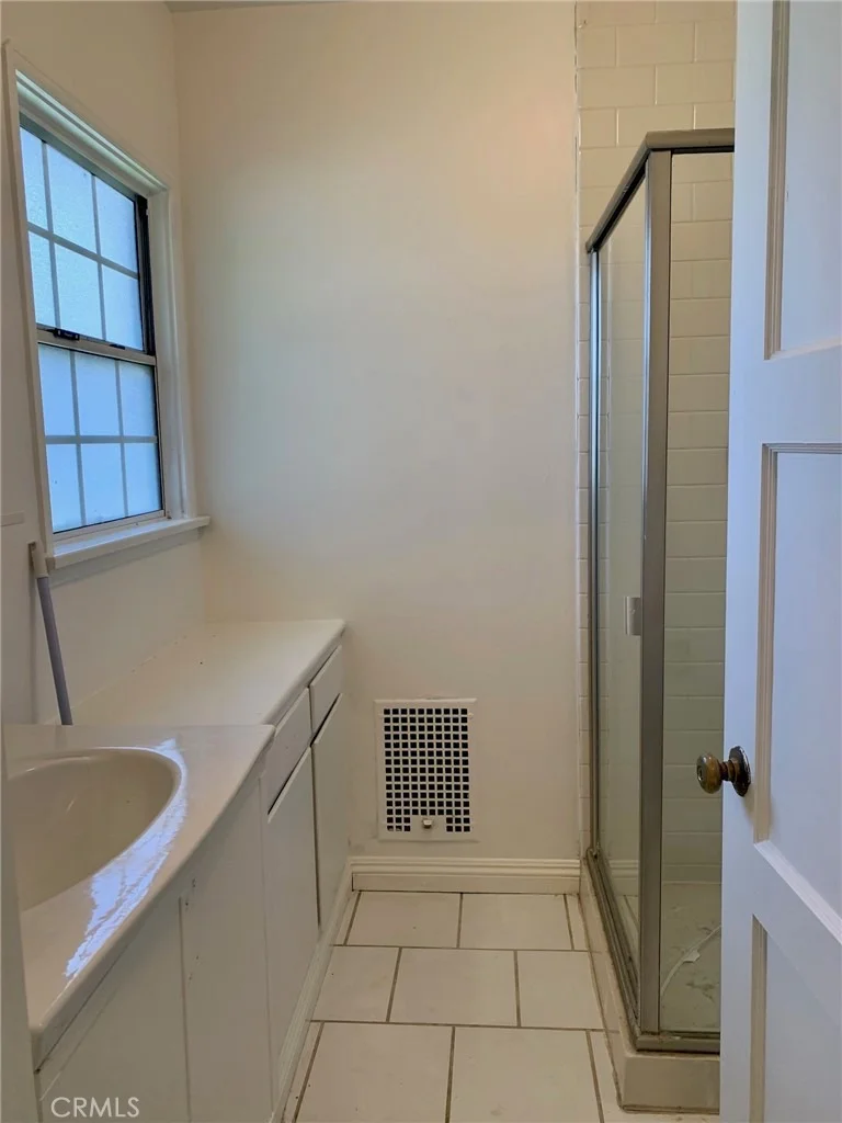 Photo of 8144 Valdina
