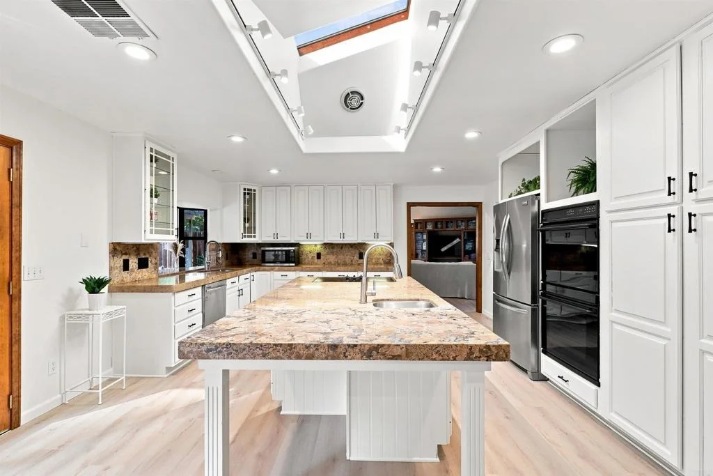 Photo of 3056 Overhill Drive