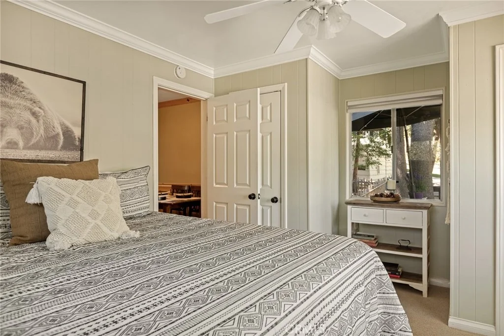 Photo of 380 Hemlock