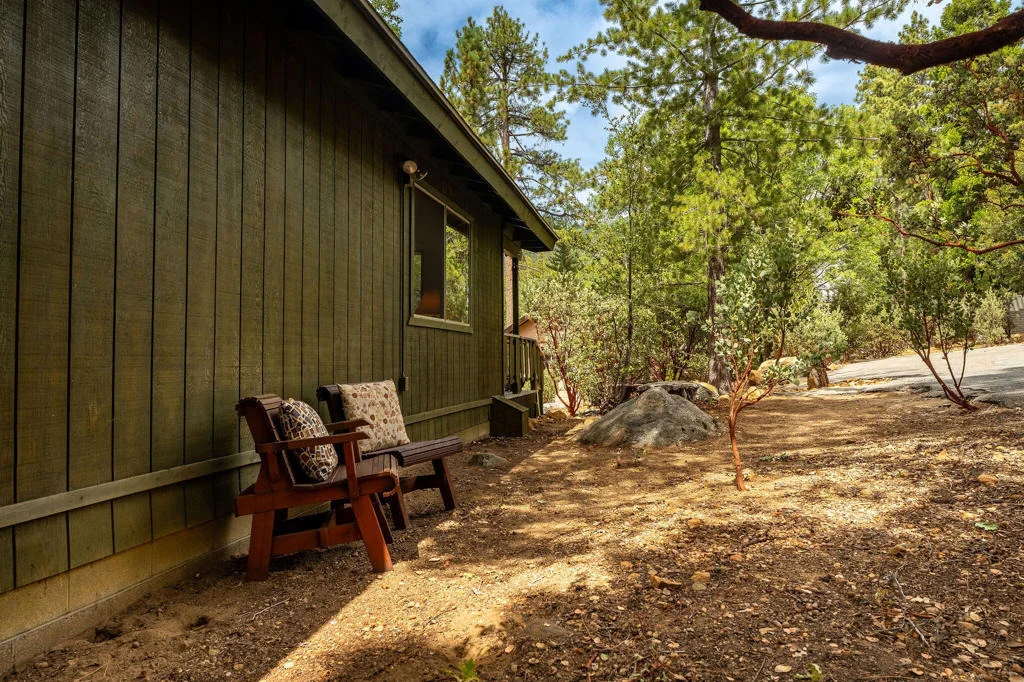 Photo of 25461 Glen Road