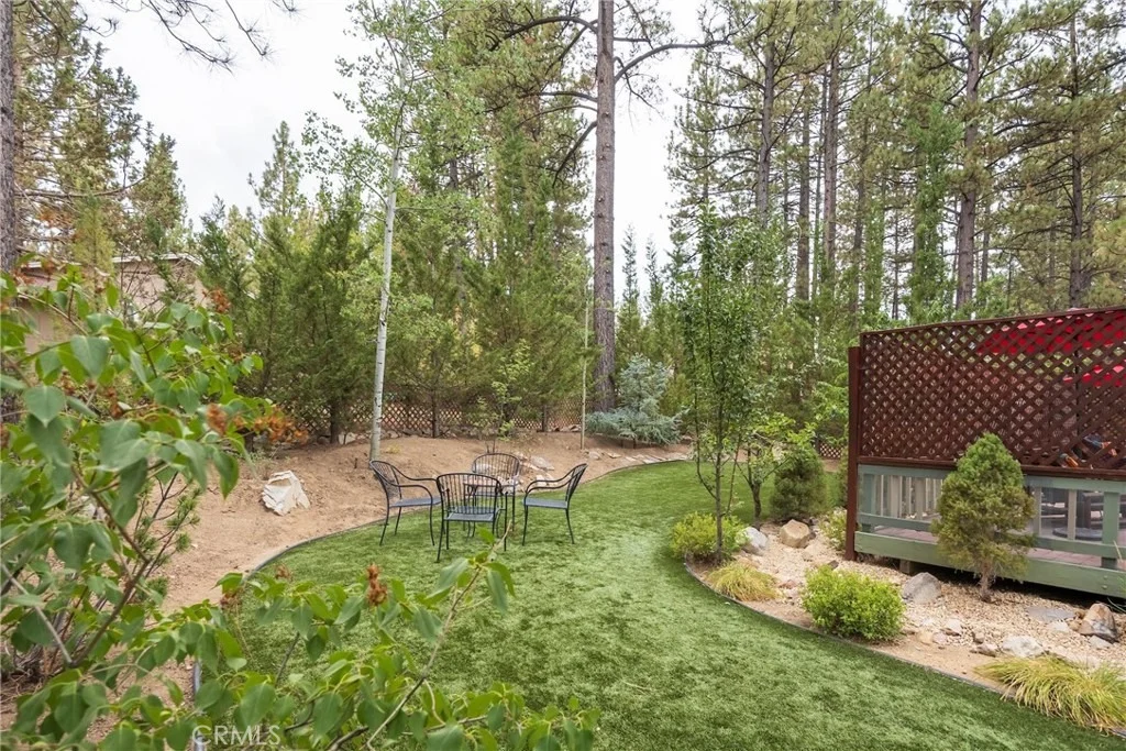 Photo of 824 Mountain Lane