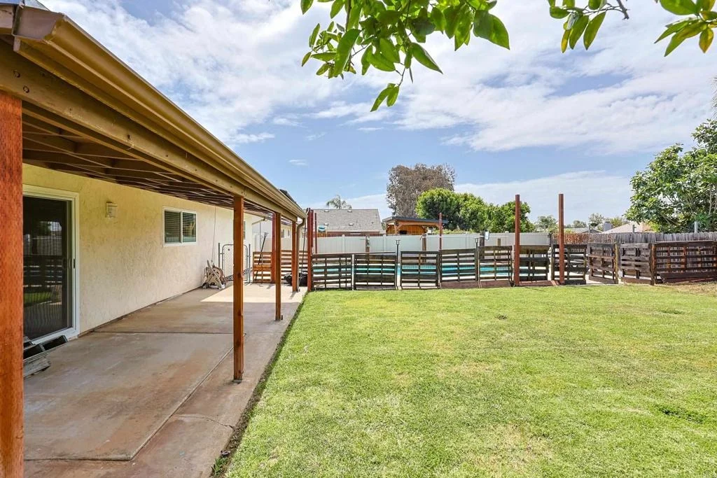 Photo of 1127 Paula Way