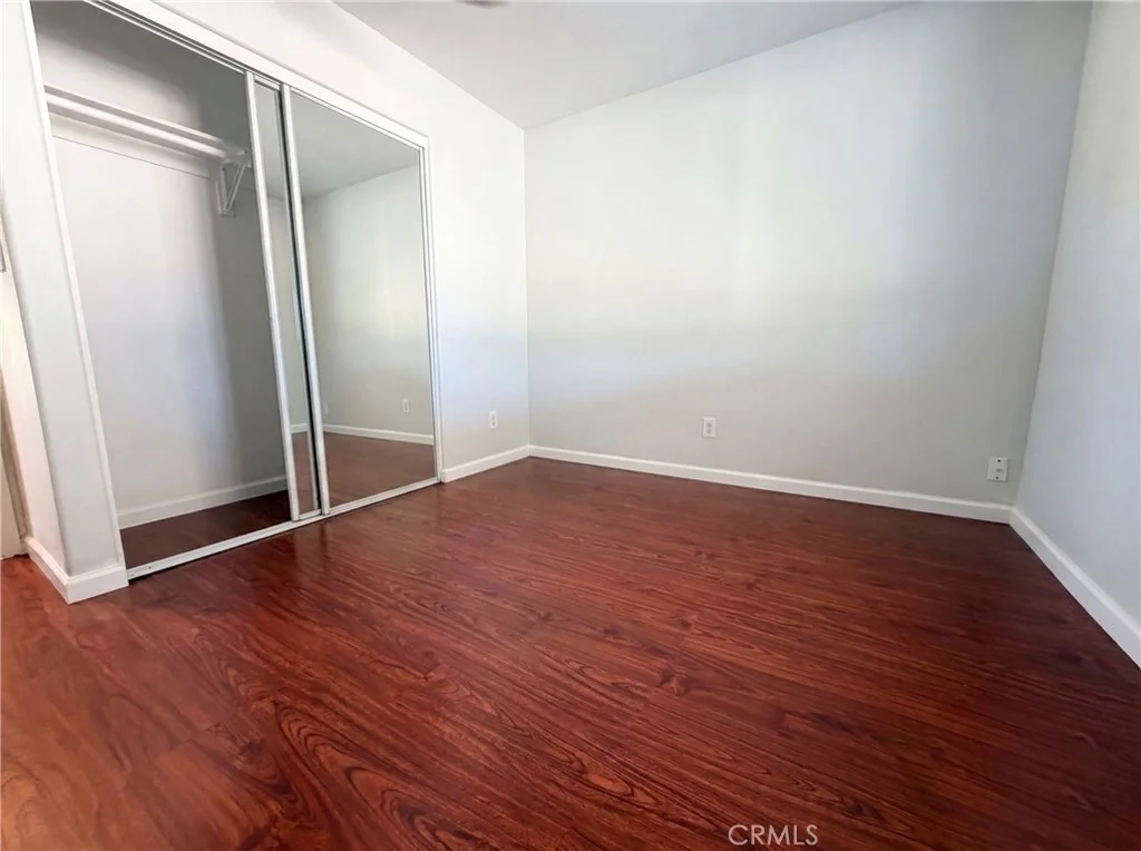 Photo of 922 W Craig