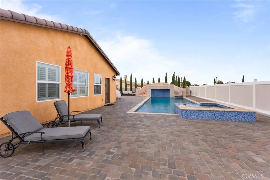 Photo of 6757 Serrano