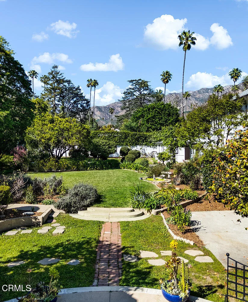 Photo of 1275 New York Drive