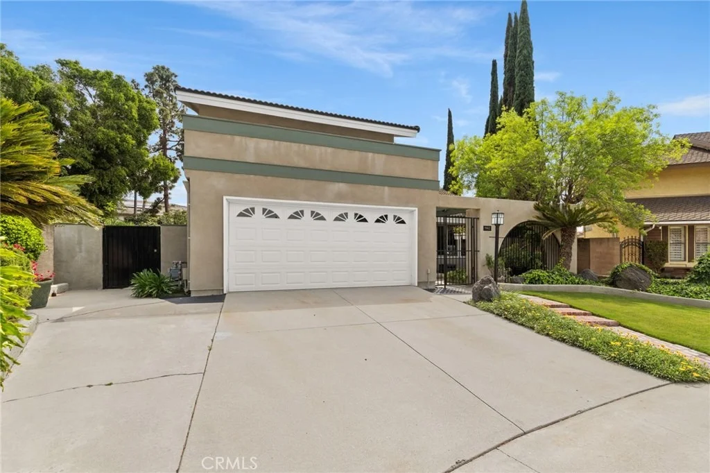 Photo of 7992 Sun Valley Way