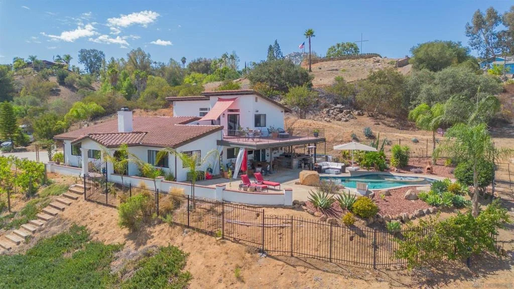Photo of 17522 Rancho De Carole Rd