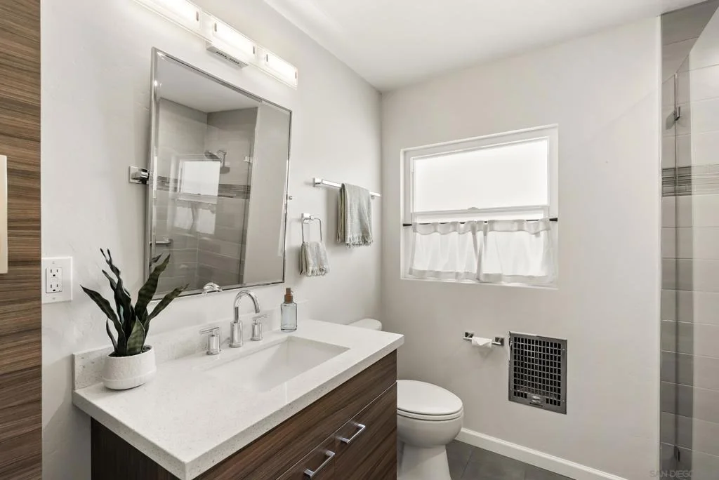 Photo of 5409 Redland Dr.