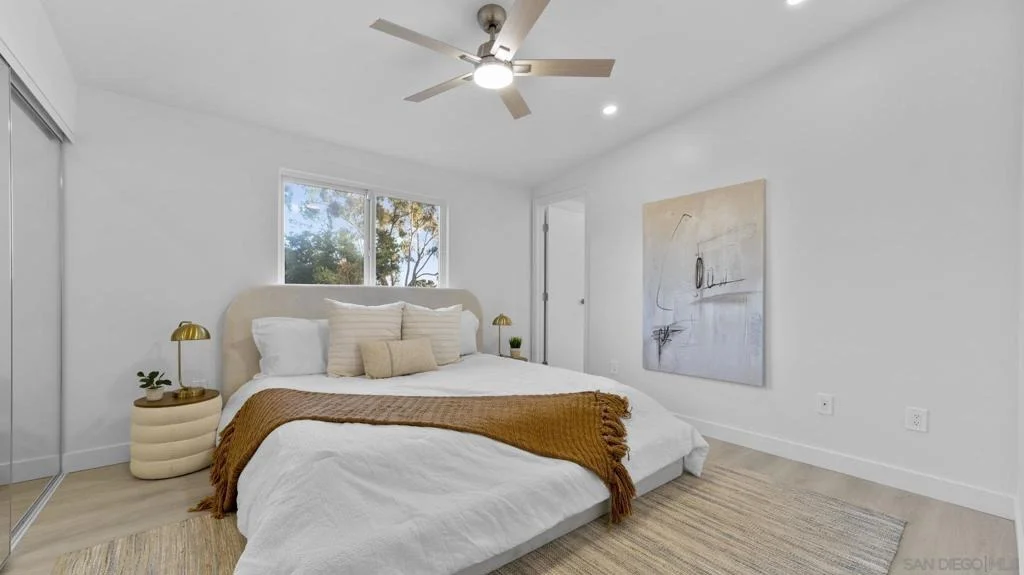 Photo of 4909 Pacifica