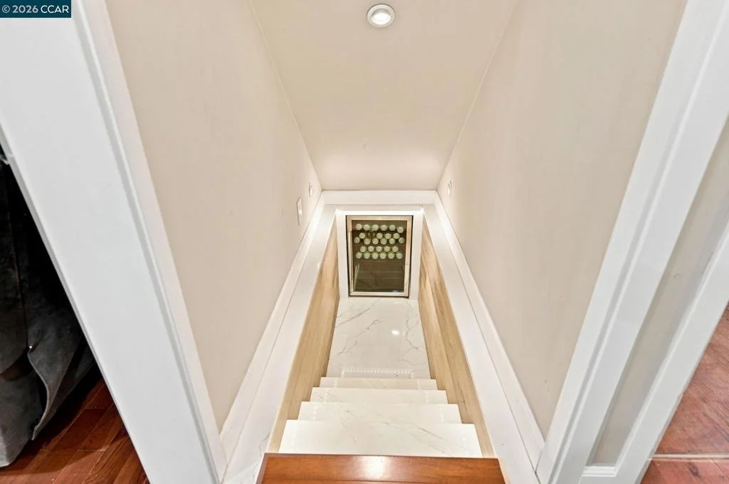 Photo of 4074 Hamlet Ct
